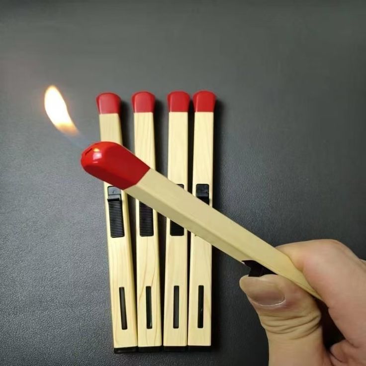 Matchstick-Shaped Refillable Butane Gas Lighter – Long Handle Kitchen, Candle & BBQ Igniter
